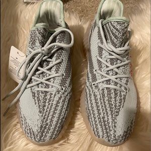 Blue Tint Yeezys Size 8 WM